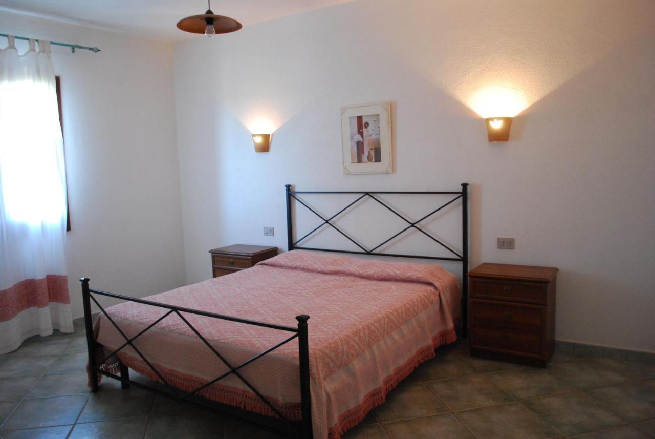 Residence Oasi E Oasi Blu سان تيودورو المظهر الخارجي الصورة