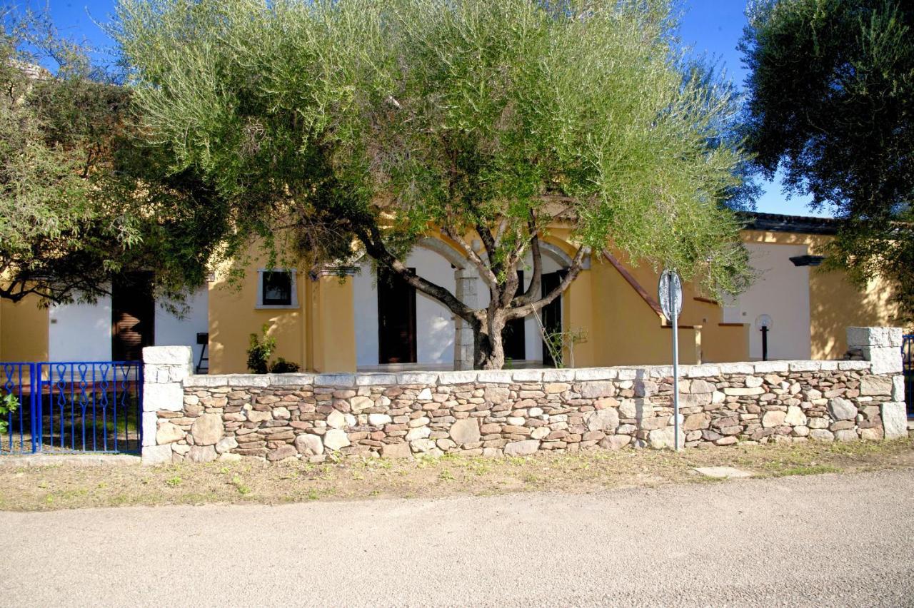Residence Oasi E Oasi Blu سان تيودورو المظهر الخارجي الصورة
