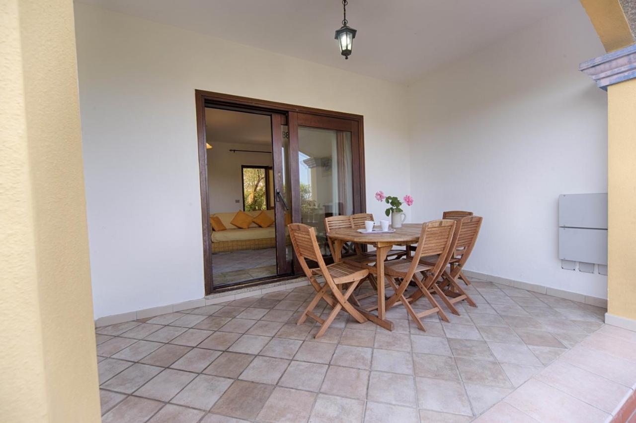 Residence Oasi E Oasi Blu سان تيودورو المظهر الخارجي الصورة