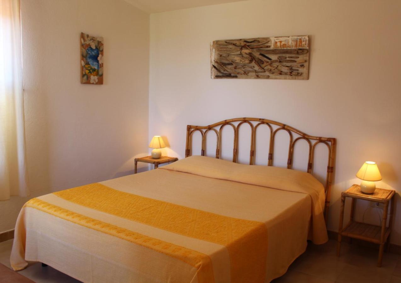 Residence Oasi E Oasi Blu سان تيودورو المظهر الخارجي الصورة