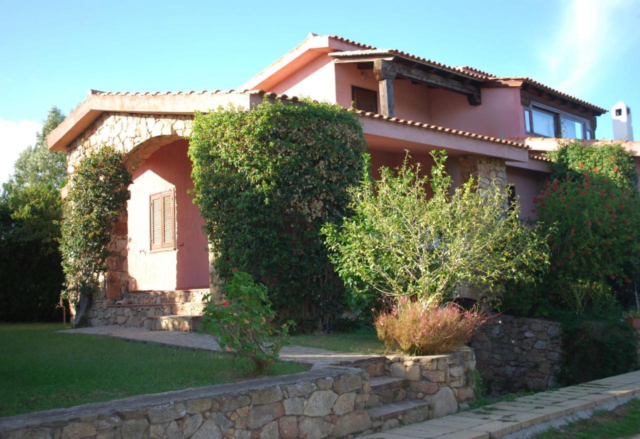 Residence Oasi E Oasi Blu سان تيودورو المظهر الخارجي الصورة