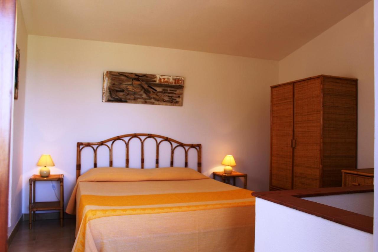 Residence Oasi E Oasi Blu سان تيودورو المظهر الخارجي الصورة