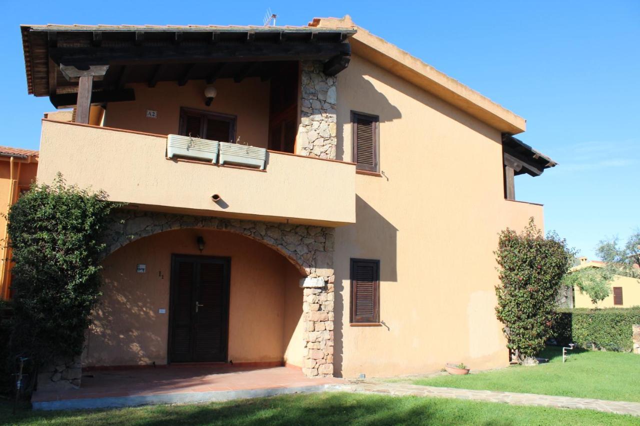 Residence Oasi E Oasi Blu سان تيودورو المظهر الخارجي الصورة