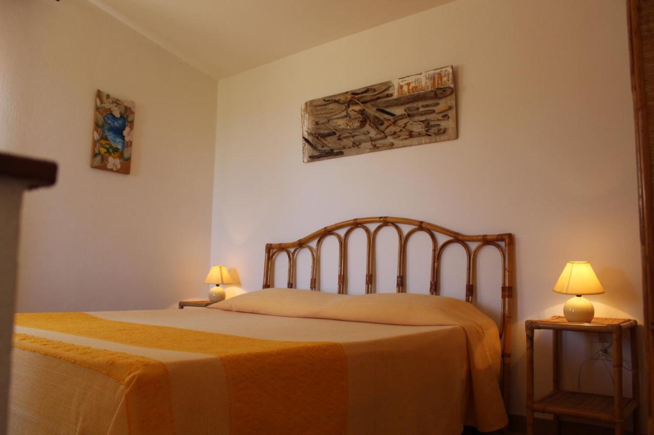 Residence Oasi E Oasi Blu سان تيودورو المظهر الخارجي الصورة
