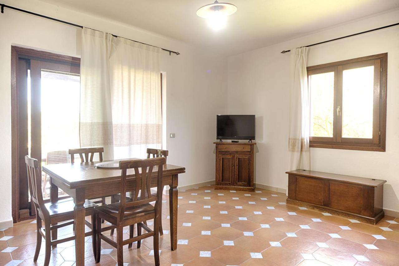 Residence Oasi E Oasi Blu سان تيودورو المظهر الخارجي الصورة